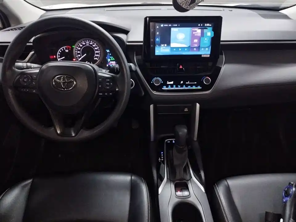 Toyota Corolla Sharp amplifier