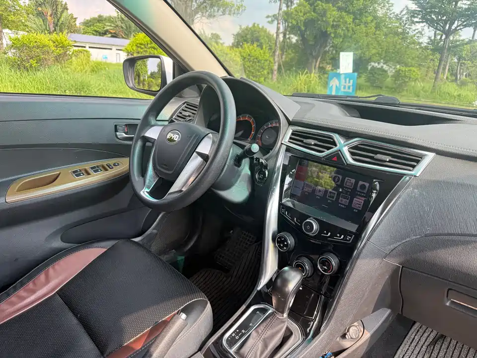 BYD F3