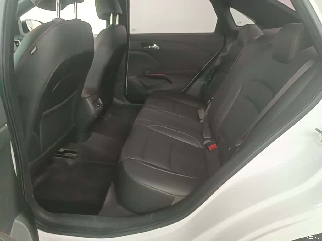 Chevrolet RS, 2019 17
