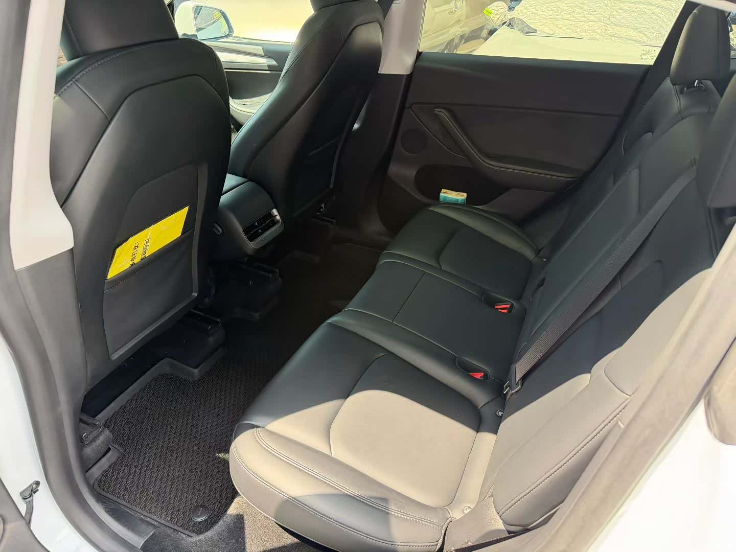 Tesla Model Y, 2024 8