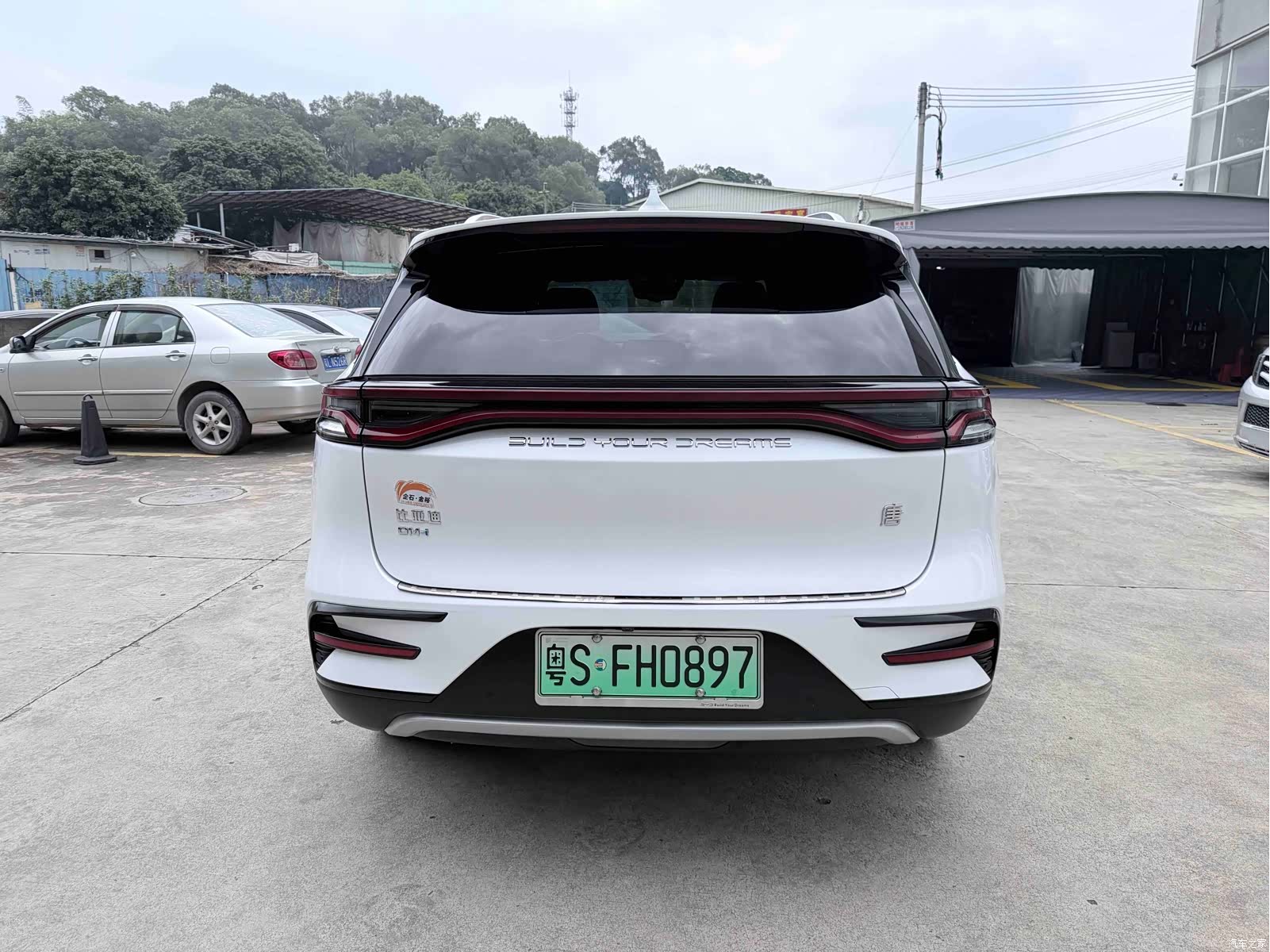BYD Tang, 2022 9