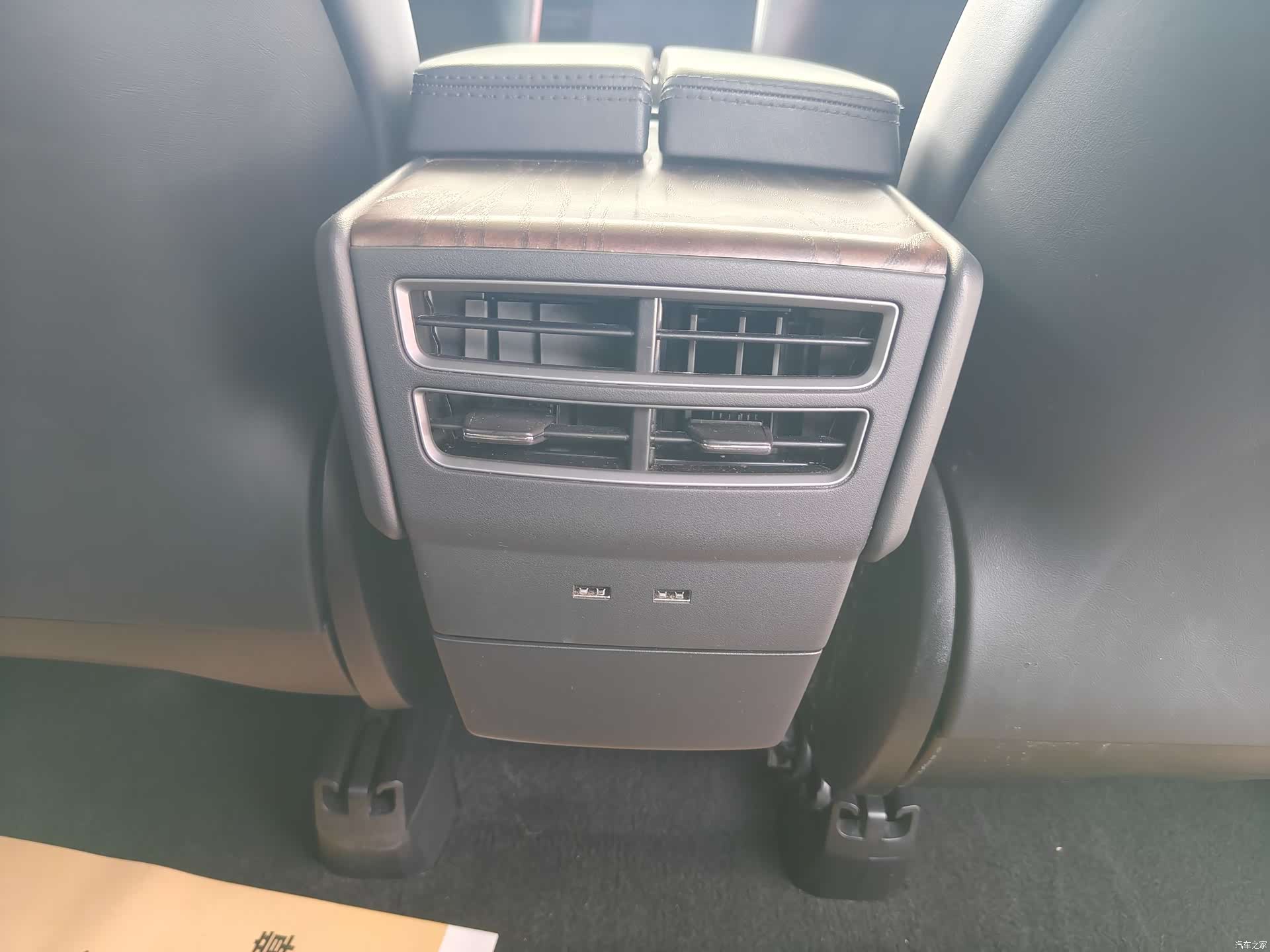 Tesla Model X, 2019 22