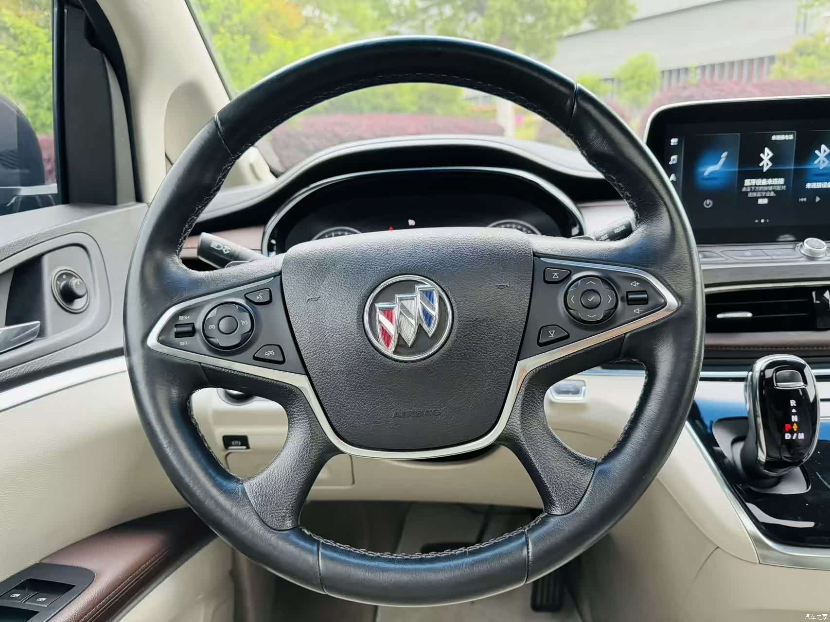 Buick GL8, 2022 12
