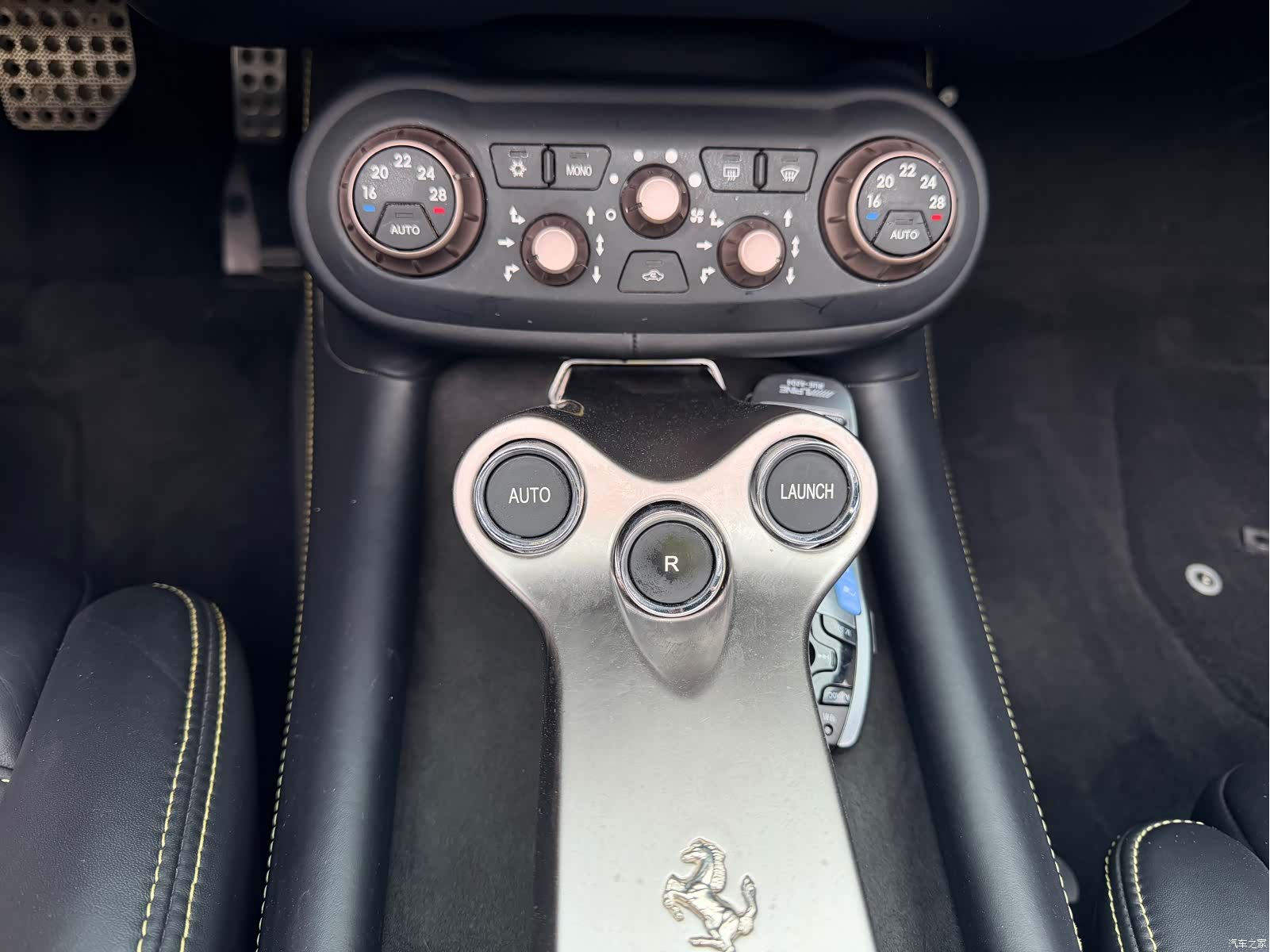 Ferrari California, 2011 17