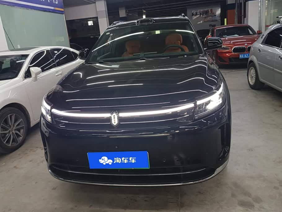 AITO Ask the world M7