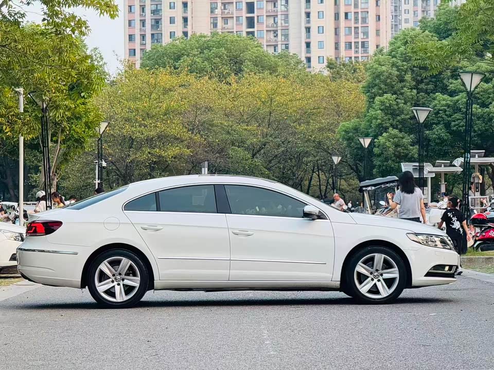Volkswagen CC