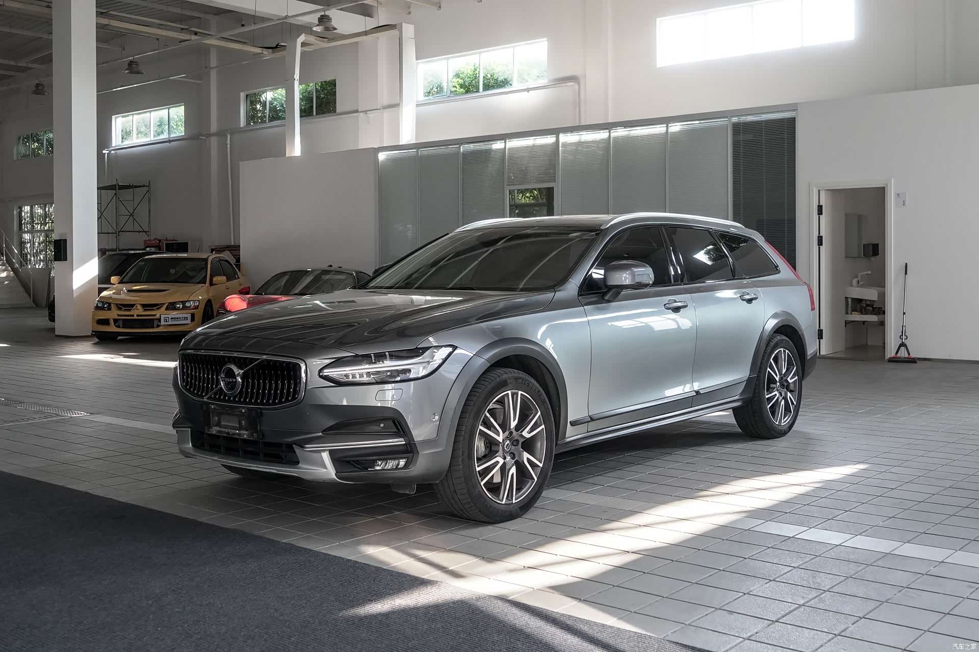 Volvo V90, 2017 3