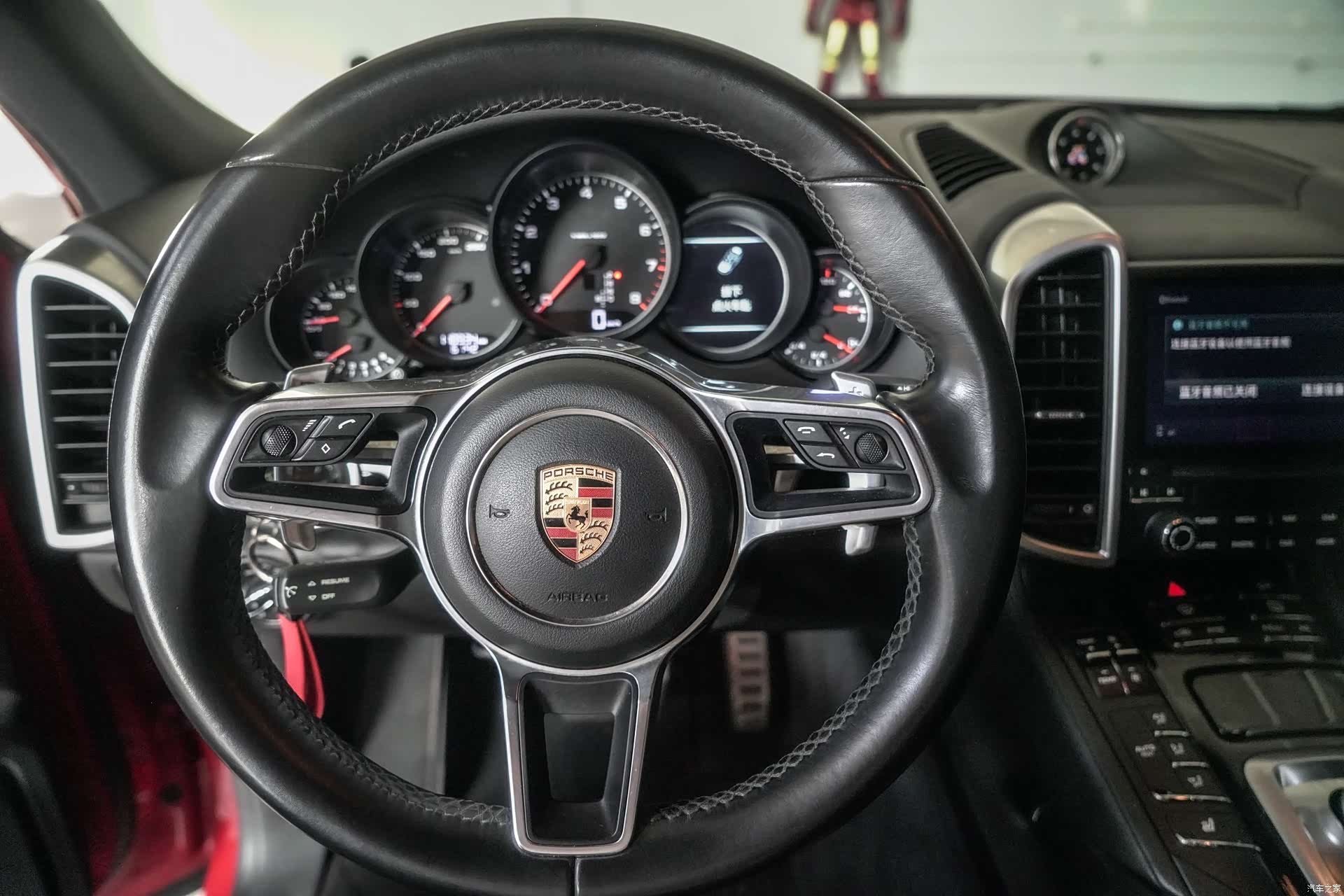 Porsche Cayenne, 2017 9