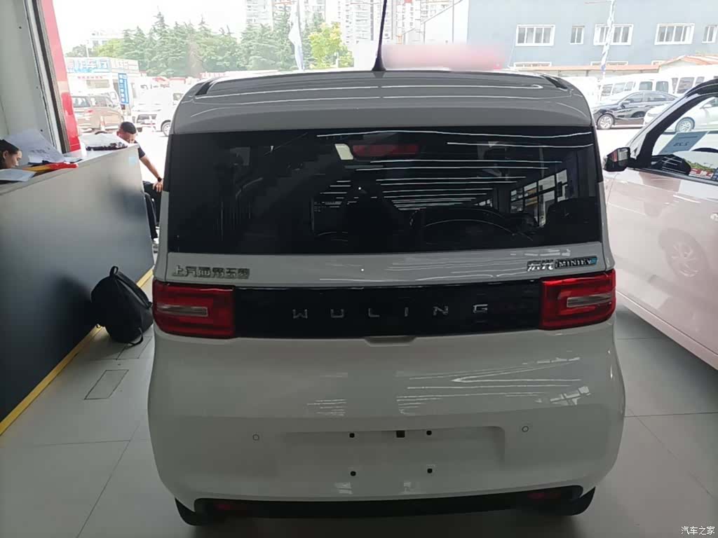 Wuling MINIEV, 2021 6
