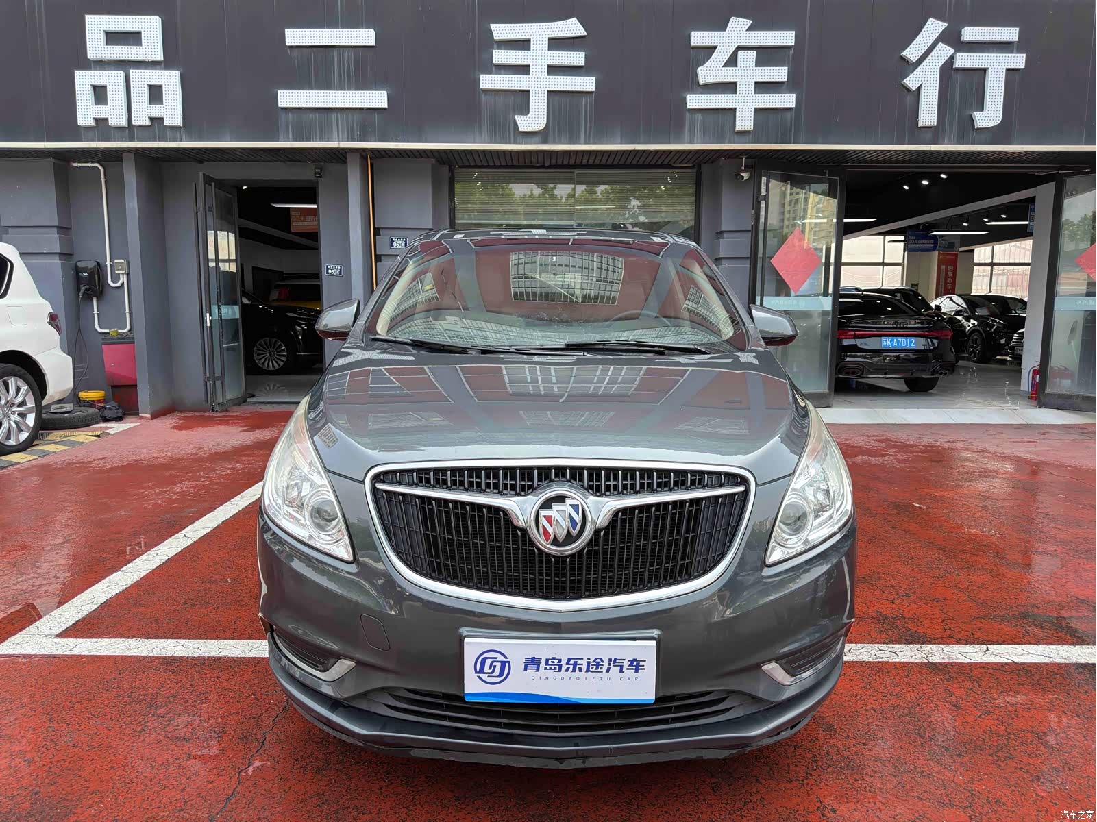 Buick GL8, 2020 1
