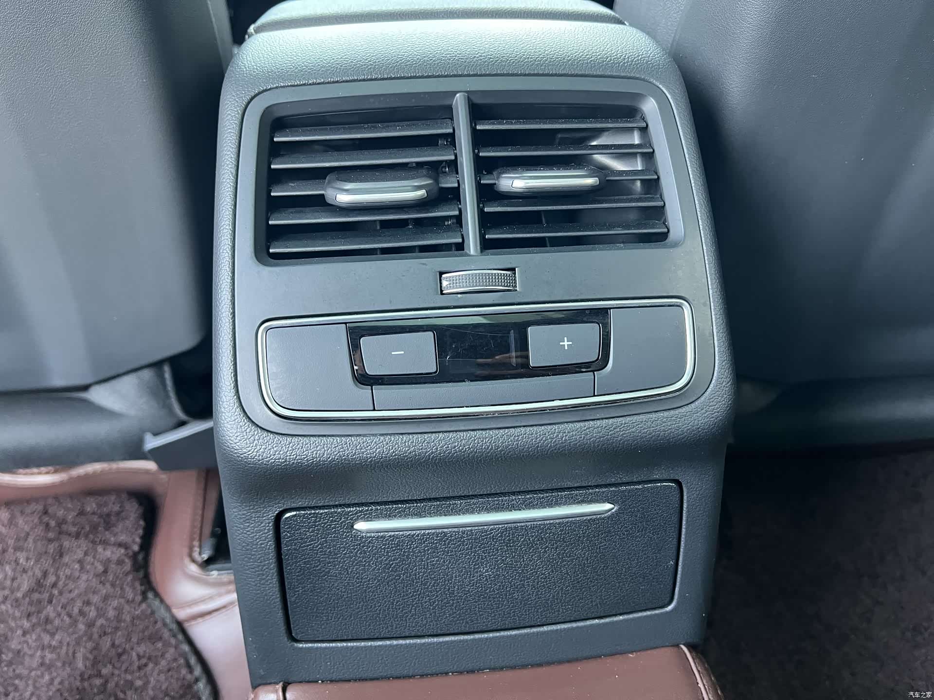 Audi A4L, 2022 22