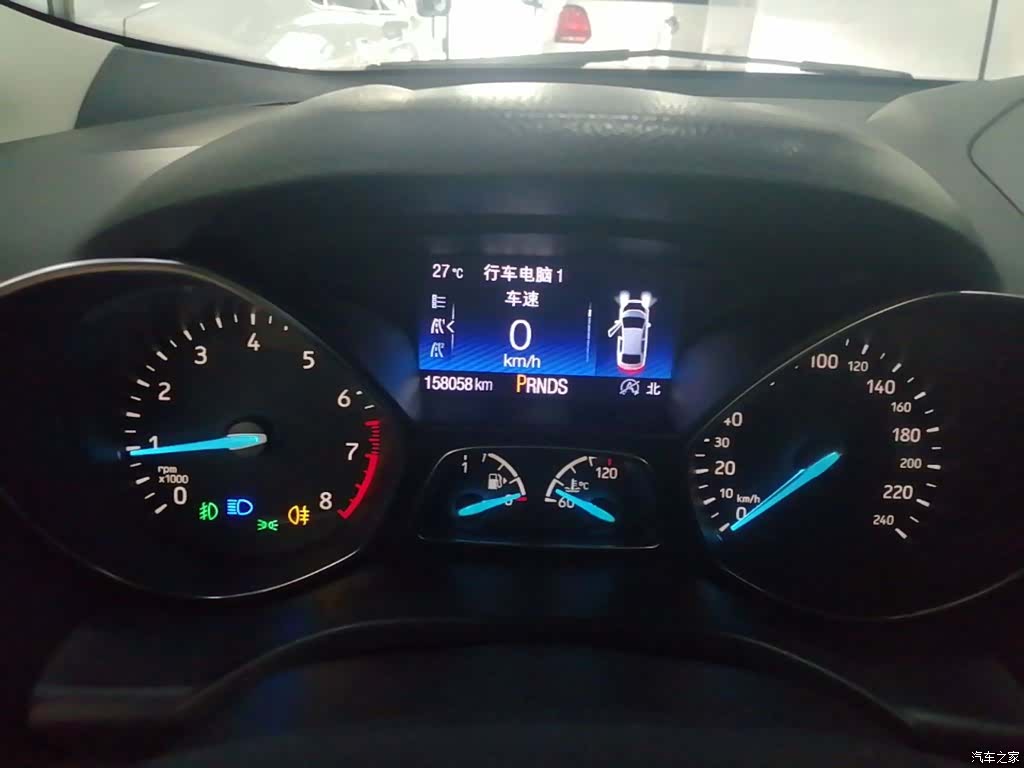 Ford Kuga, 2017 12