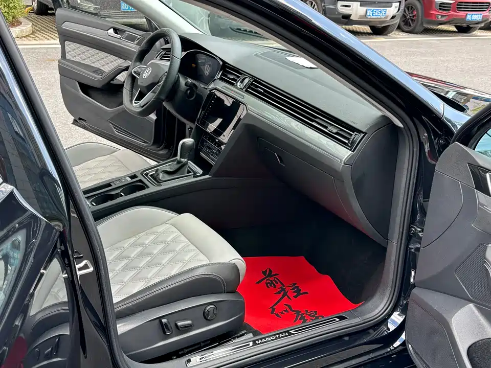 Volkswagen Magotan