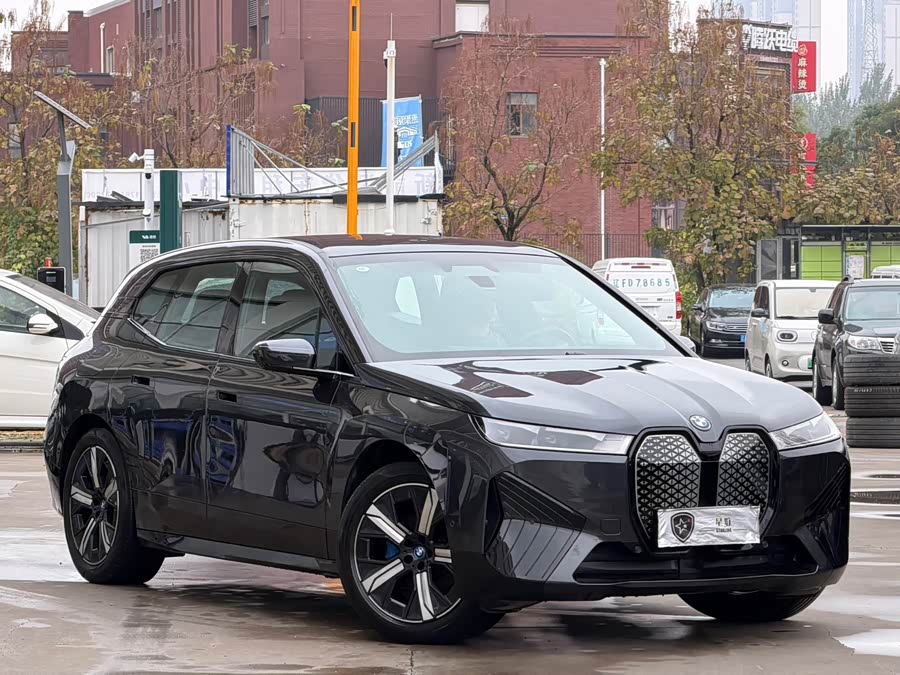 BMW iX 2023, фото 3