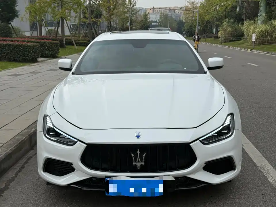 Maserati Ghibli