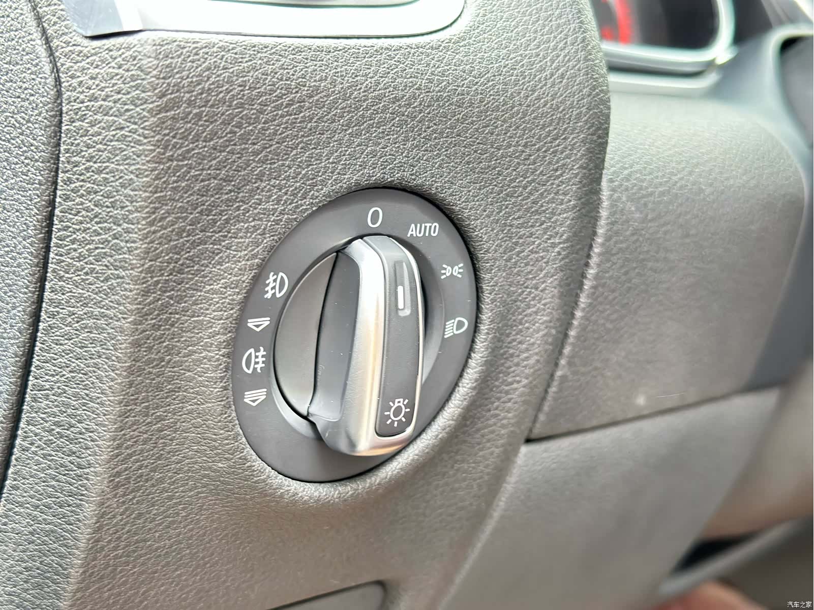 Audi Q7, 2012 9