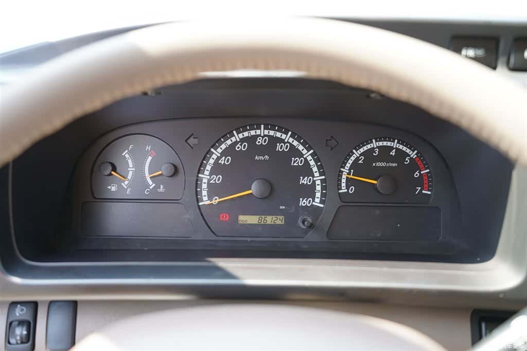 Toyota Coaster, 2016 12