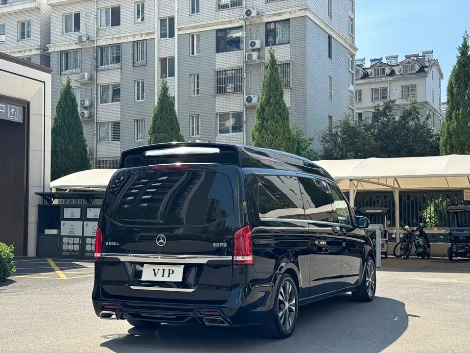 Mercedes-Benz V-class Mercedes-Benz V-class
