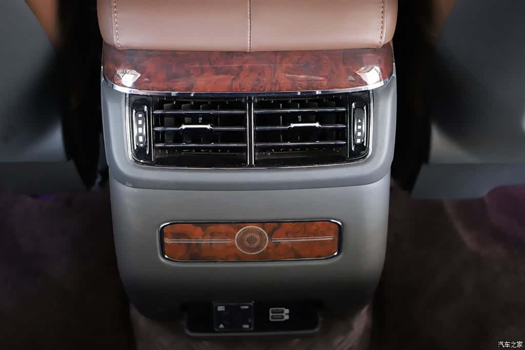 Hongqi 4, 2023 25