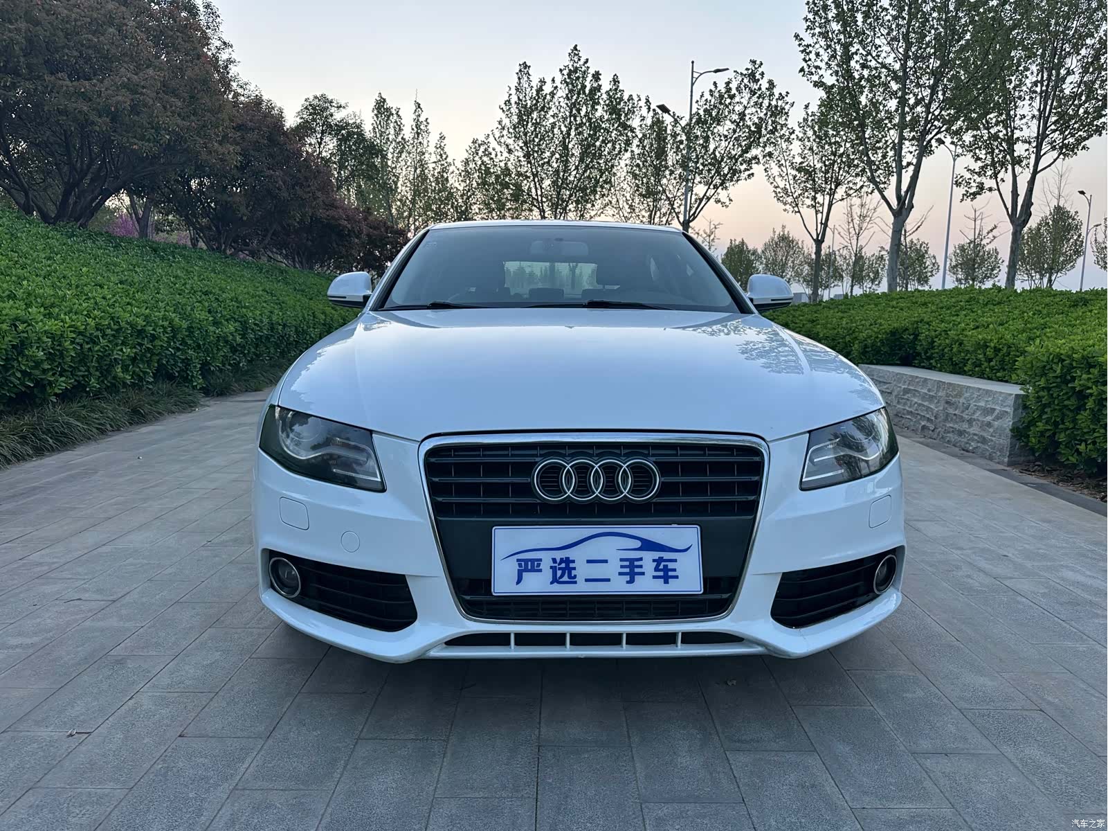 Audi A4L, 2011 2