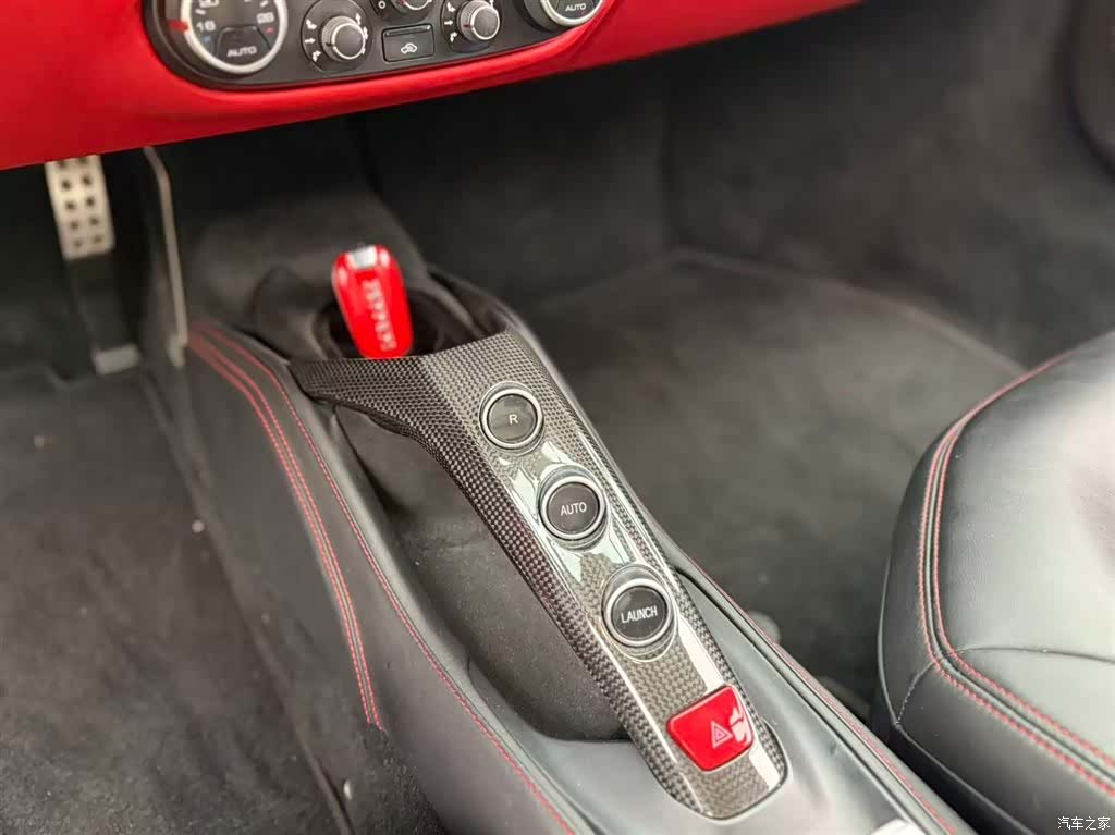 Ferrari 488, 2019 8