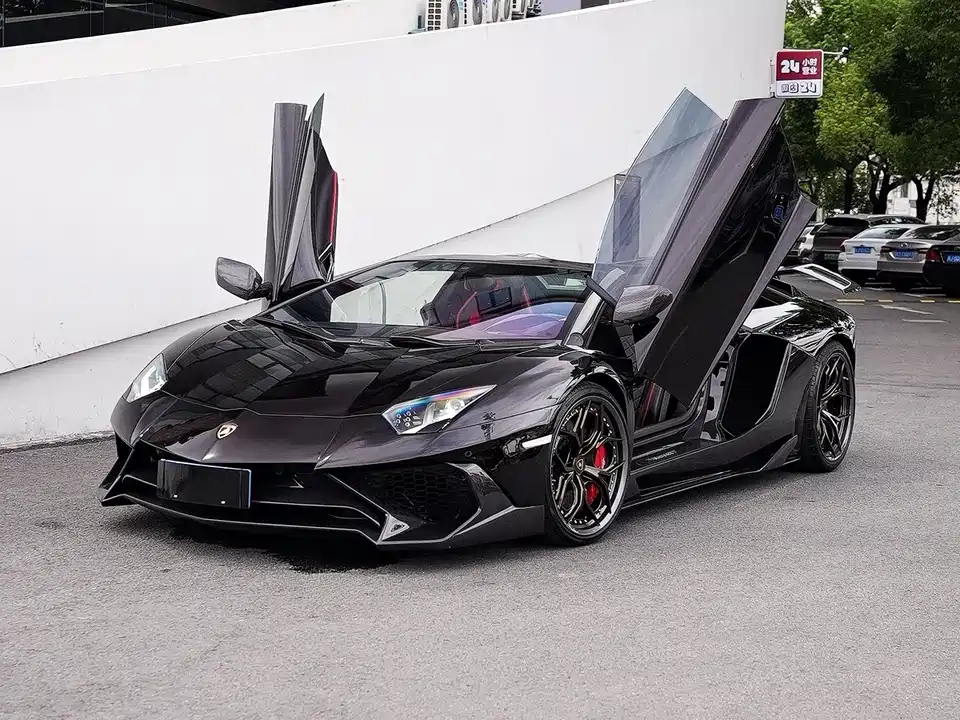 Lamborghini Aventador