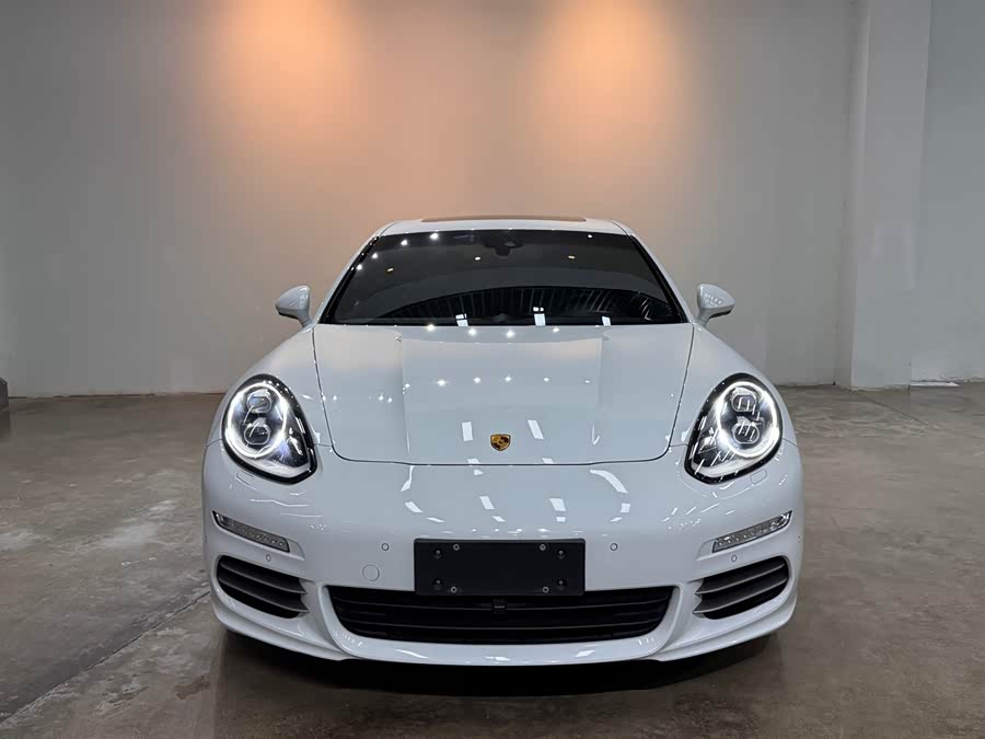 Porsche Panamera 2015, фото 2