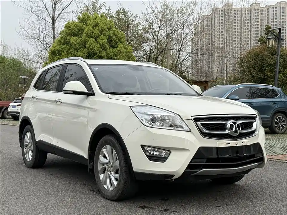 BAIC Shenbao X65