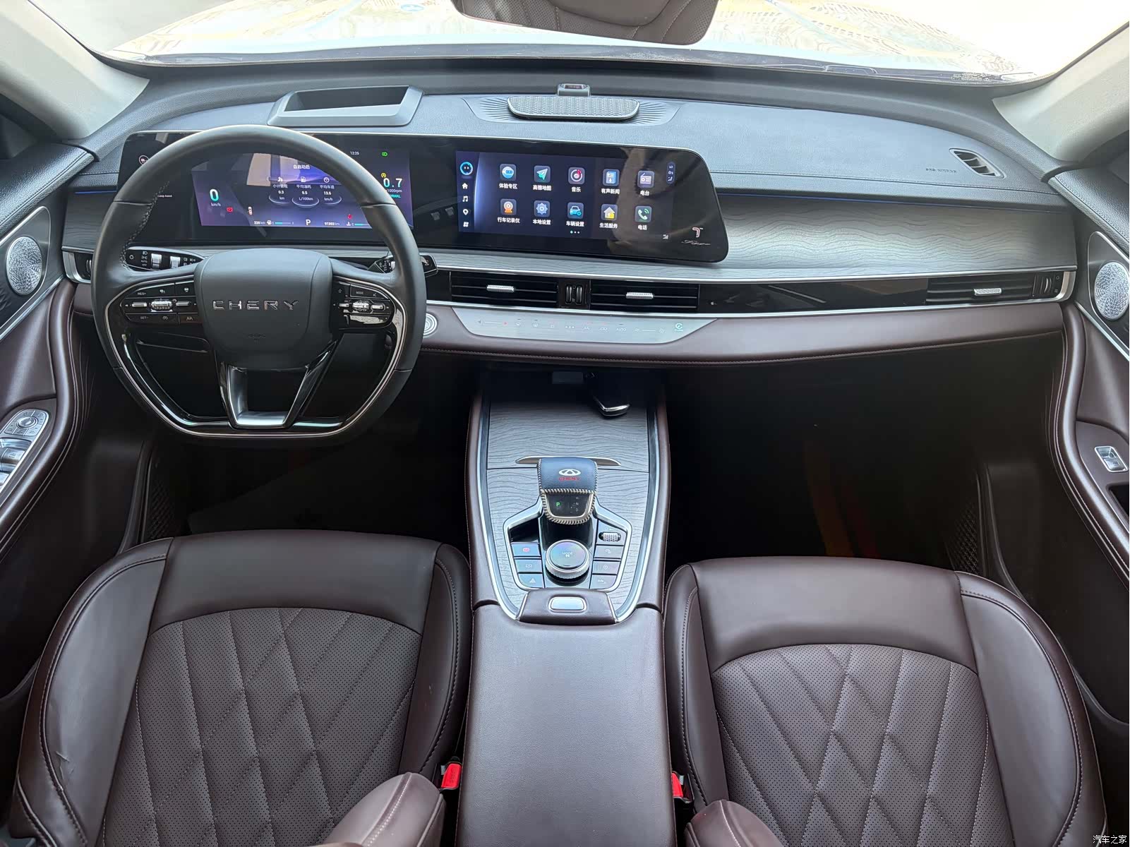 Chery Tiggo 8, 2023 все фото