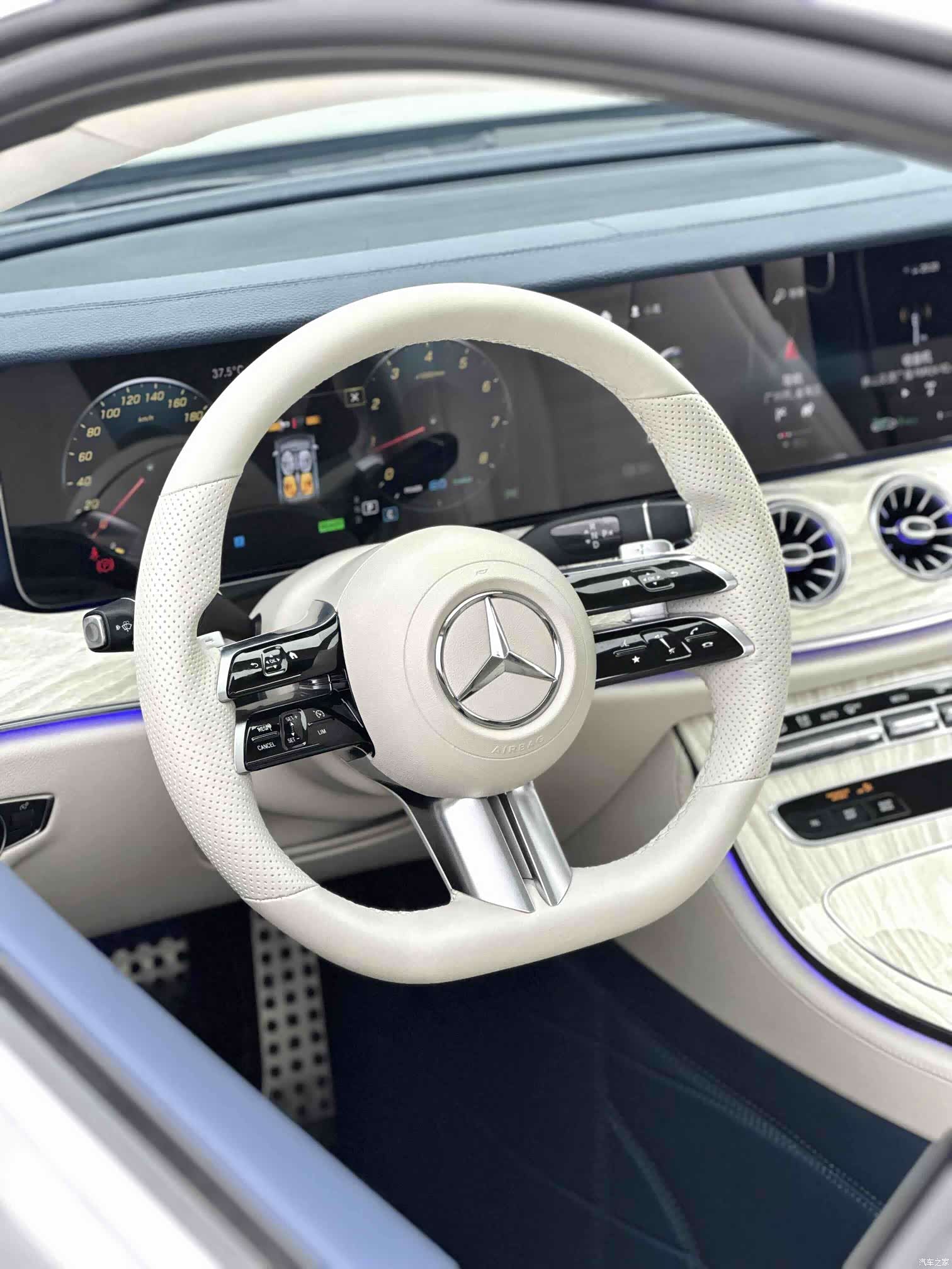 Mercedes-Benz E-Class, 2021 7
