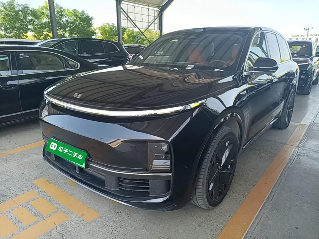 Li Auto L8