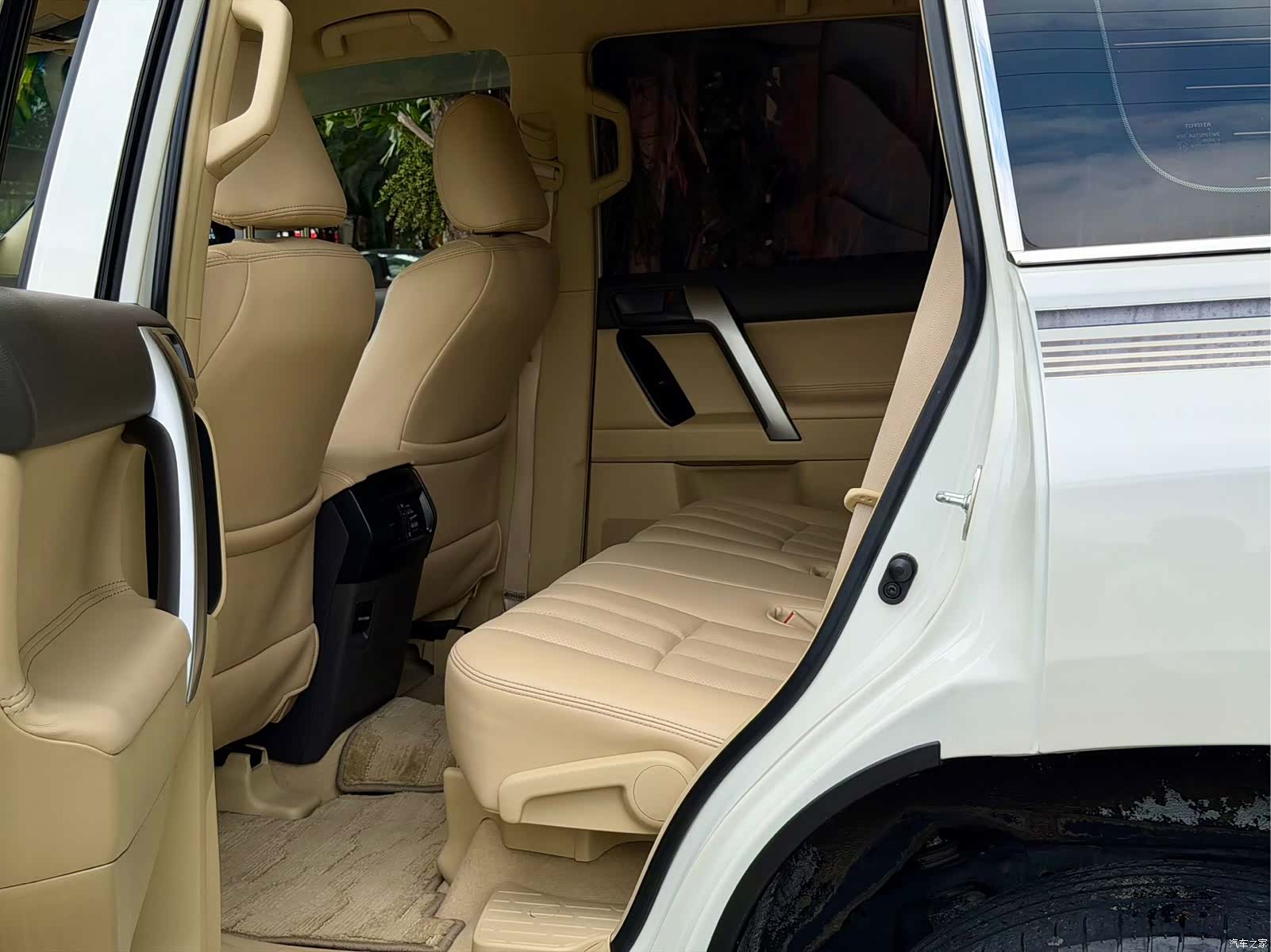 Toyota Prado, 2017 18