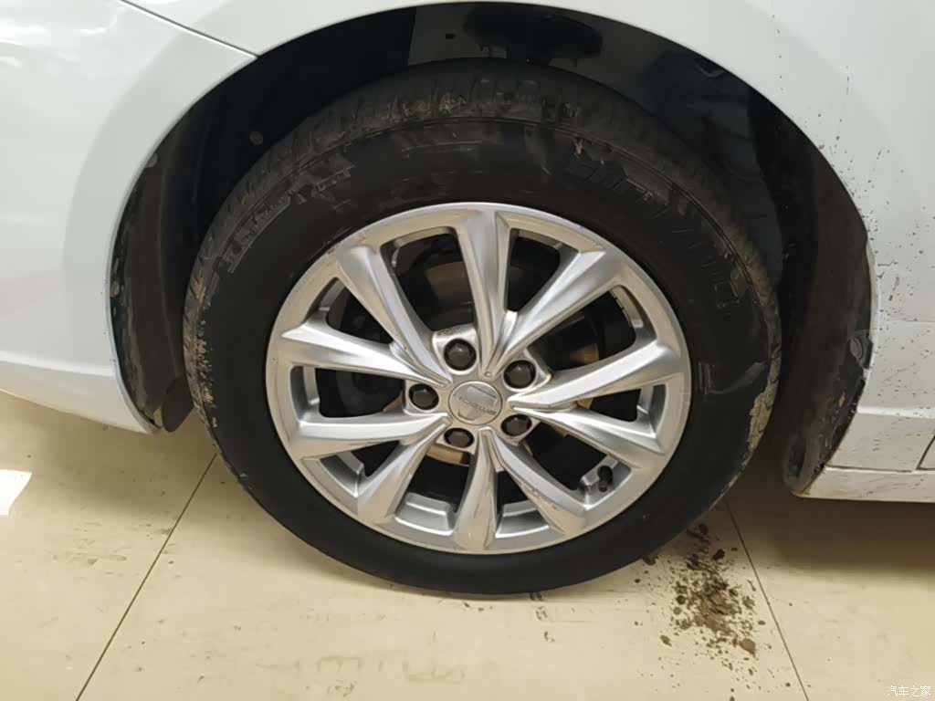 Roewe i5, 2019 23