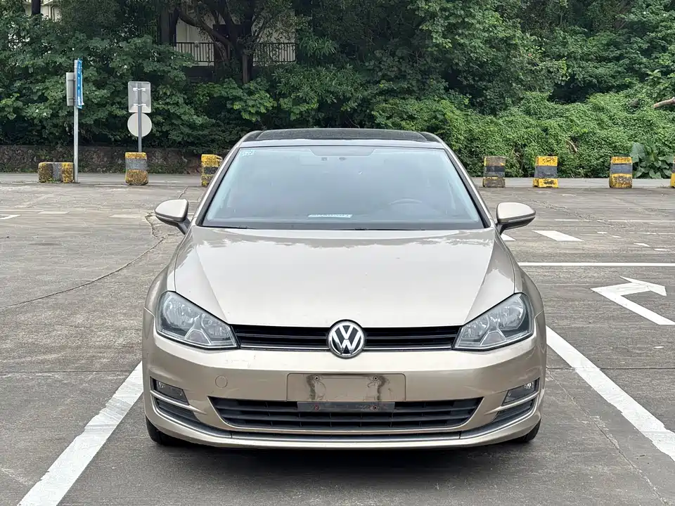Volkswagen golf