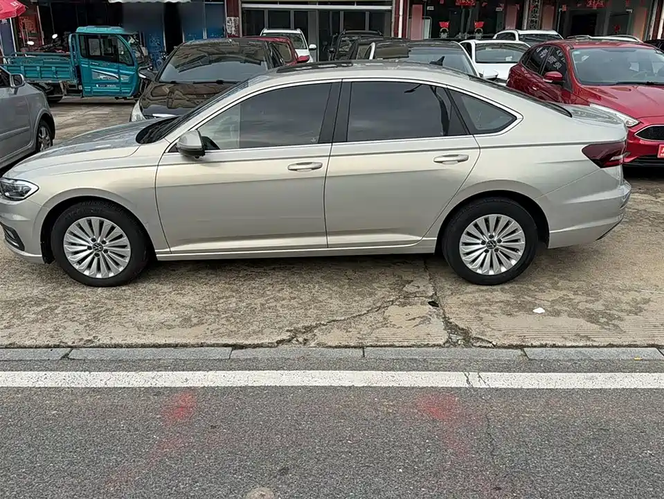 Volkswagen Lavida