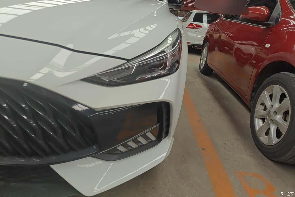 MG MG5, 2023 все фото