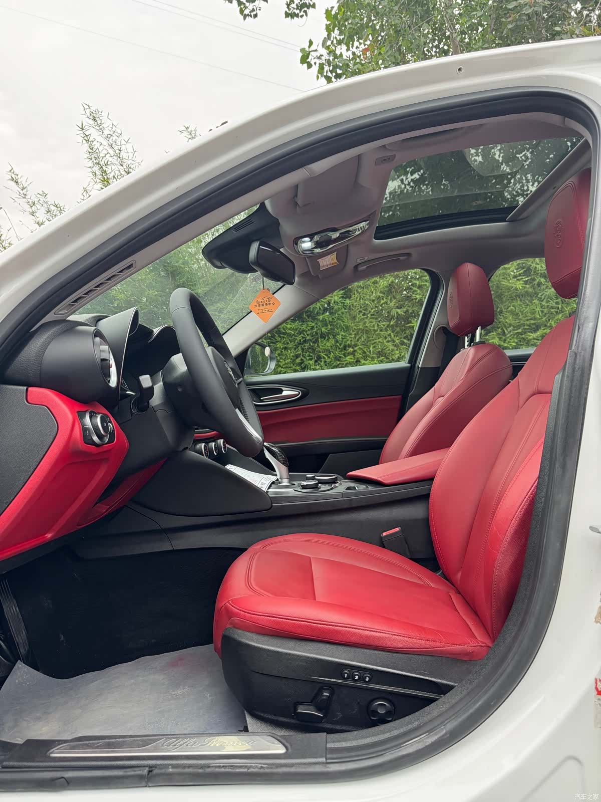 Alfa Romeo Giulia, 2017 4