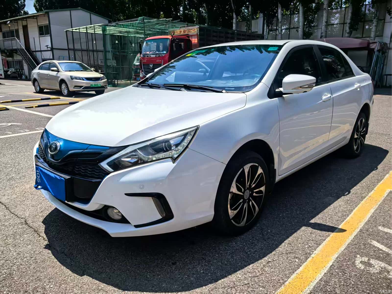 BYD Qin, 2016 1