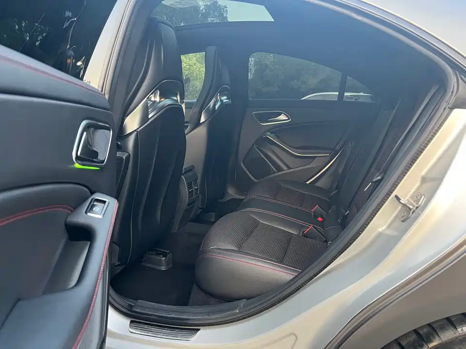 Mercedes-Benz CLA AMG