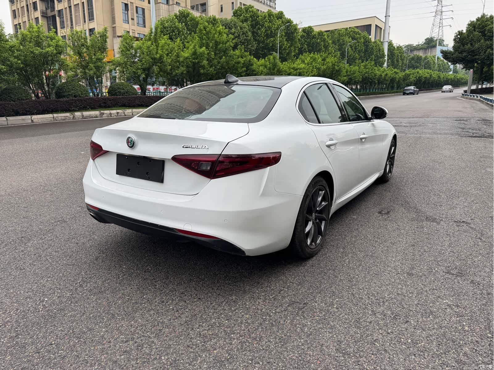 Alfa Romeo Giulia, 2017 9