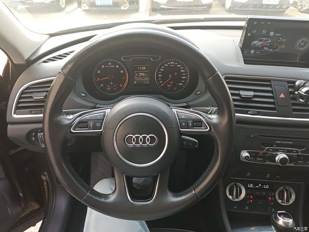 Audi Q3, 2015 11