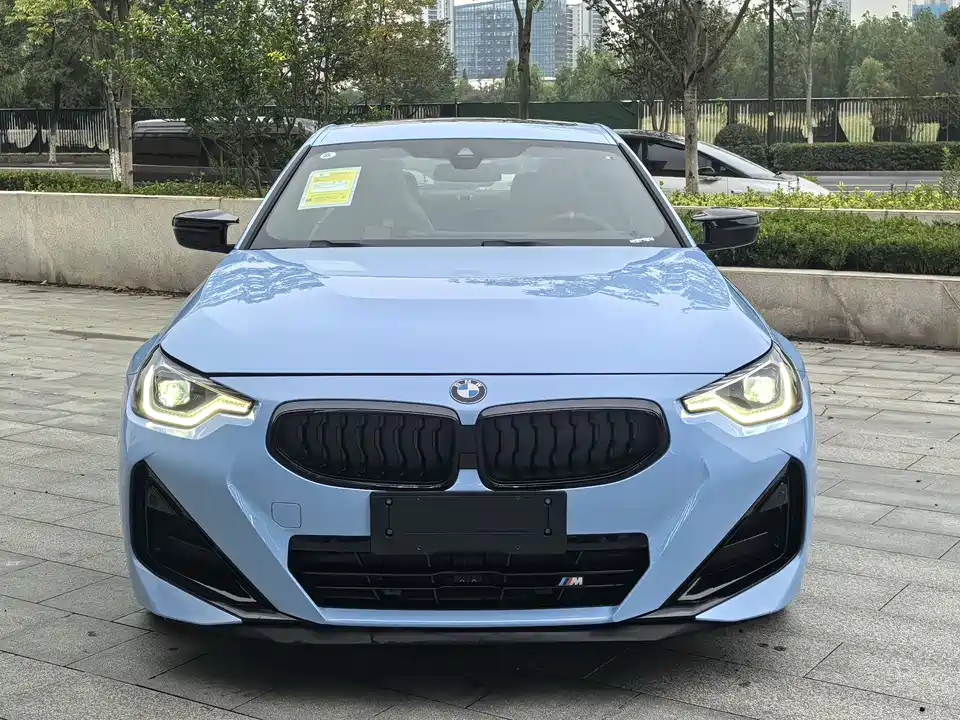 BMW M240i