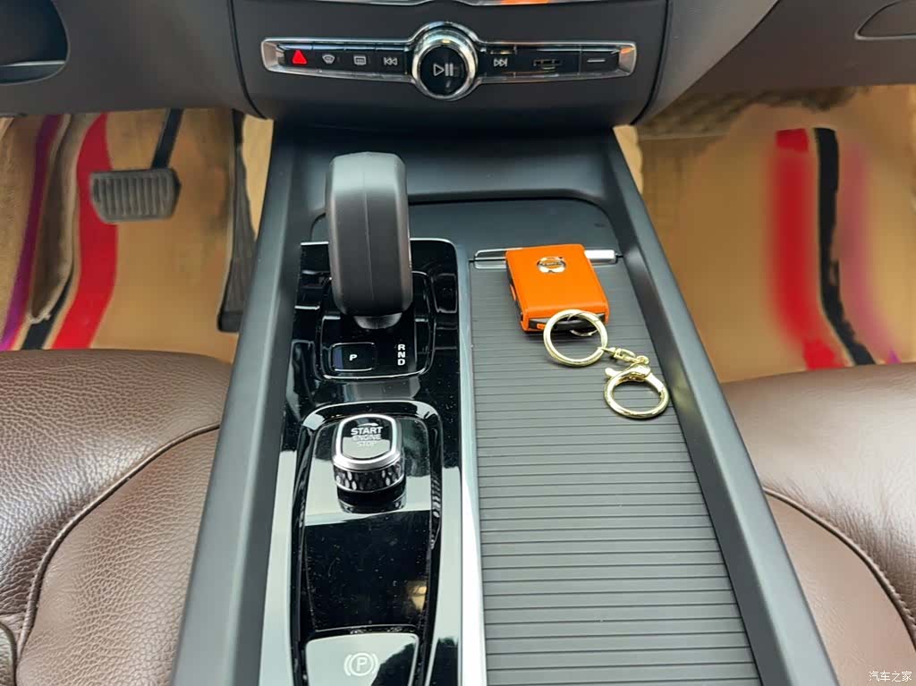 Volvo XC60, 2022 12