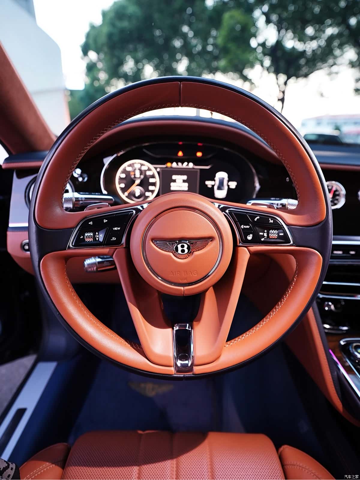 Bentley Flying Spur, 2020 14