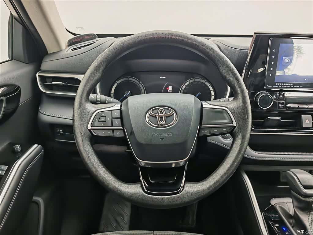 Toyota Highlander, 2024 11