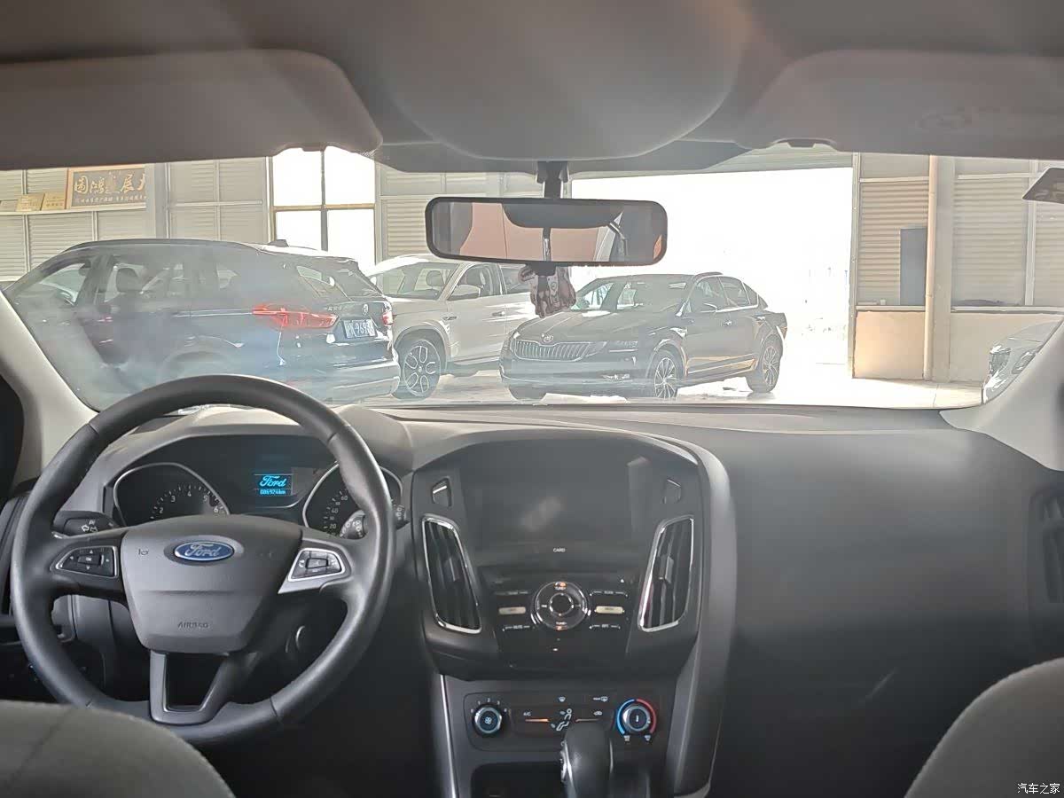 Ford Focus, 2017 10