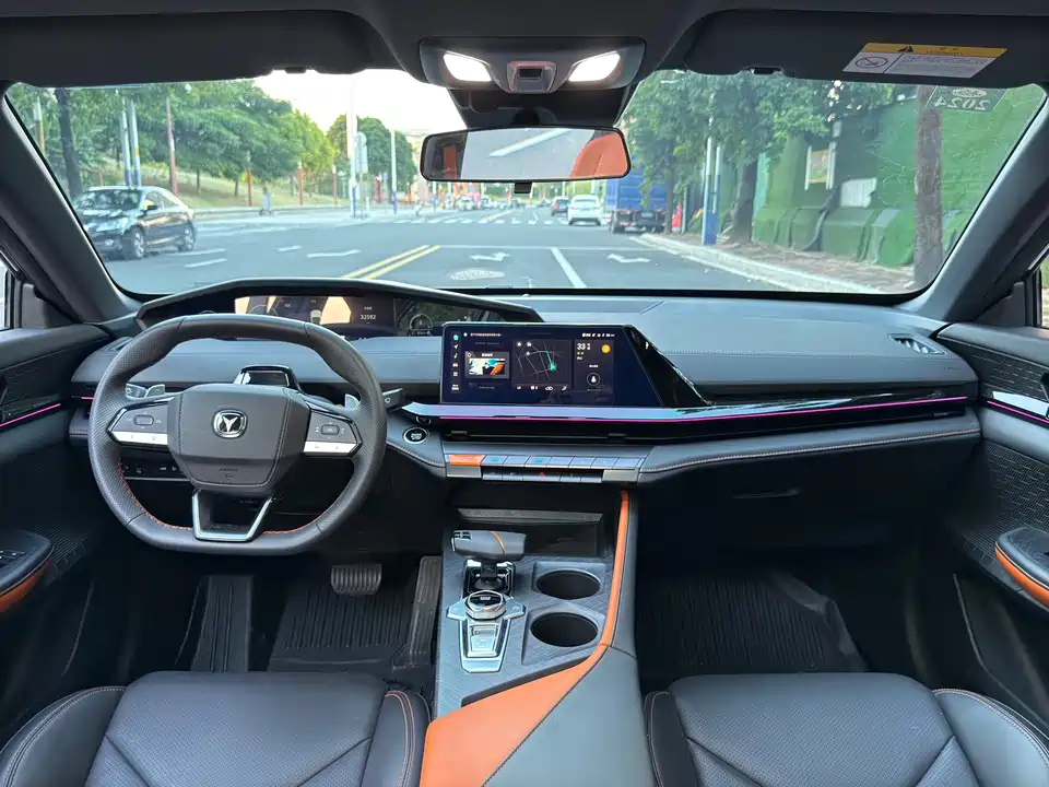 Changan UNI-V