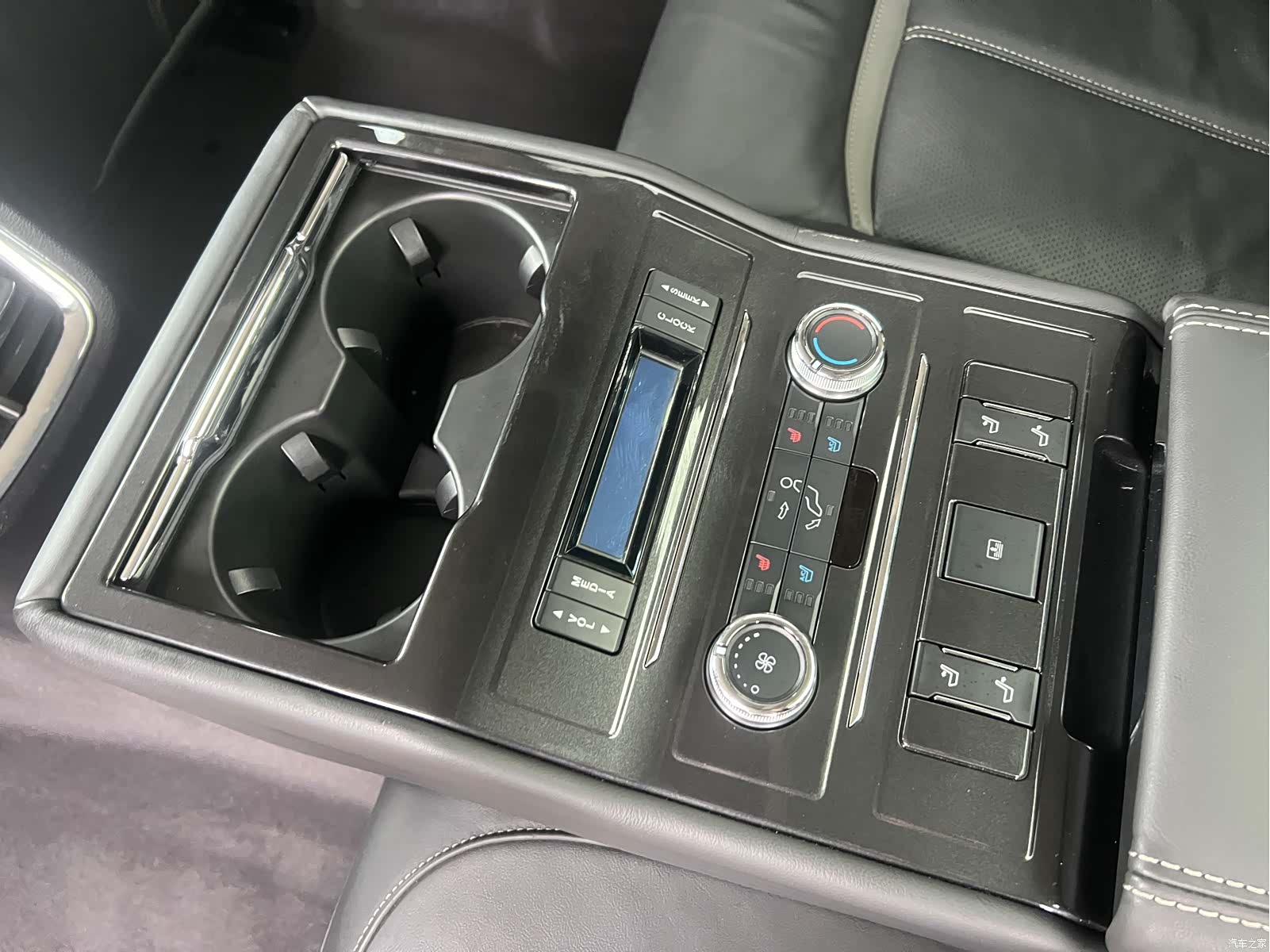 Ford Taurus, 2016 10