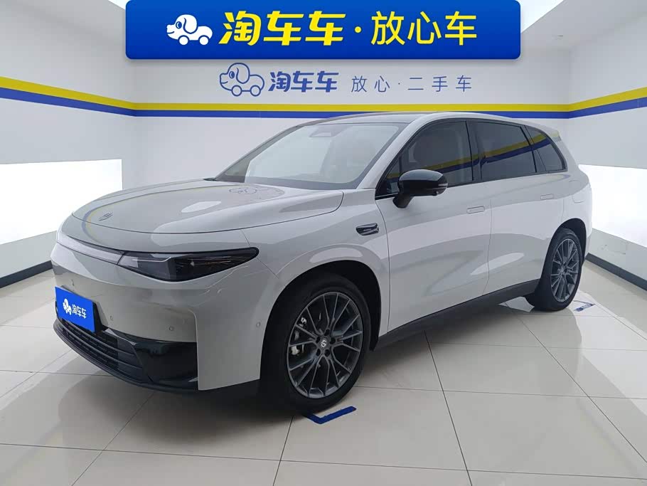 Leapmotor C10