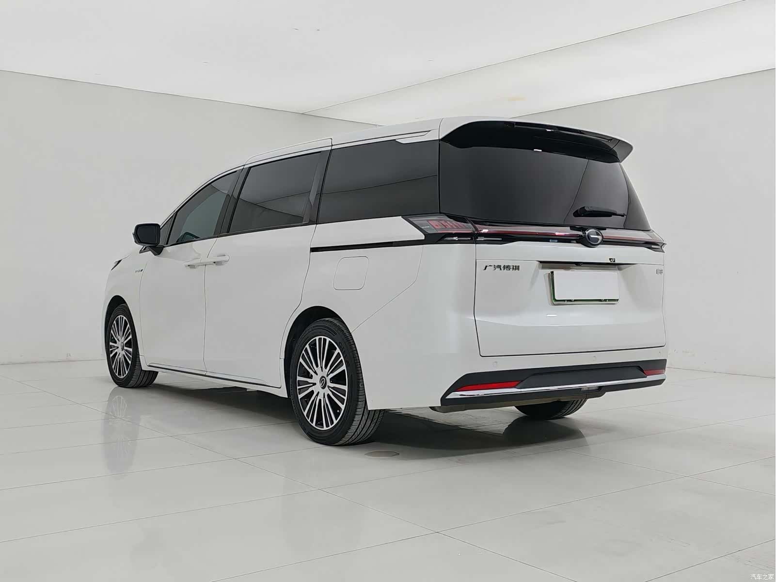 Trumpchi E8, 2024 4